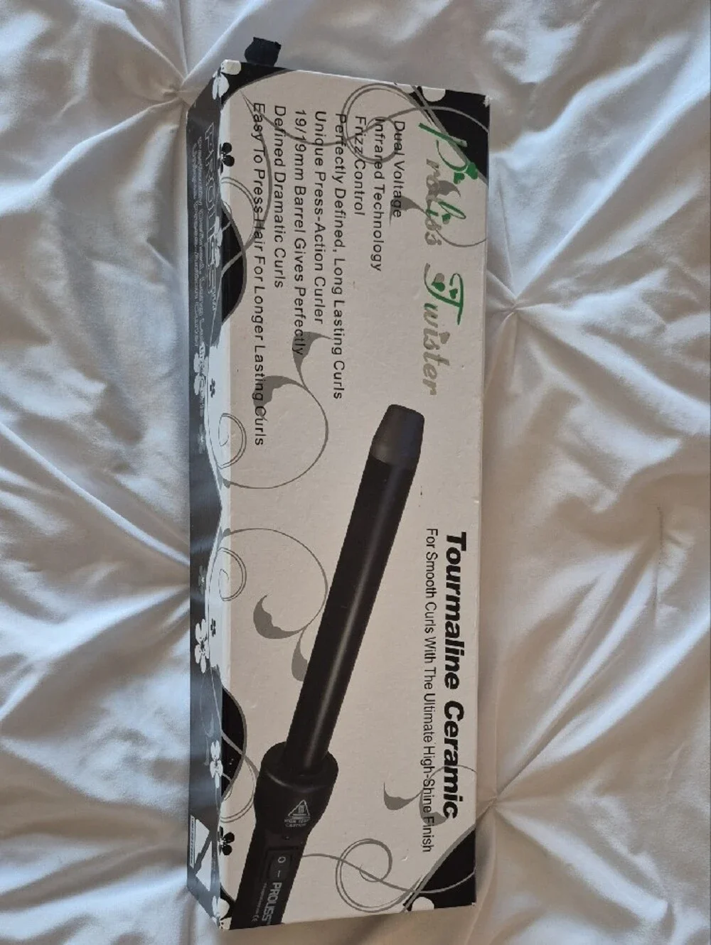 Proliss Black Curling Wand – Sleek Black Styling Tool